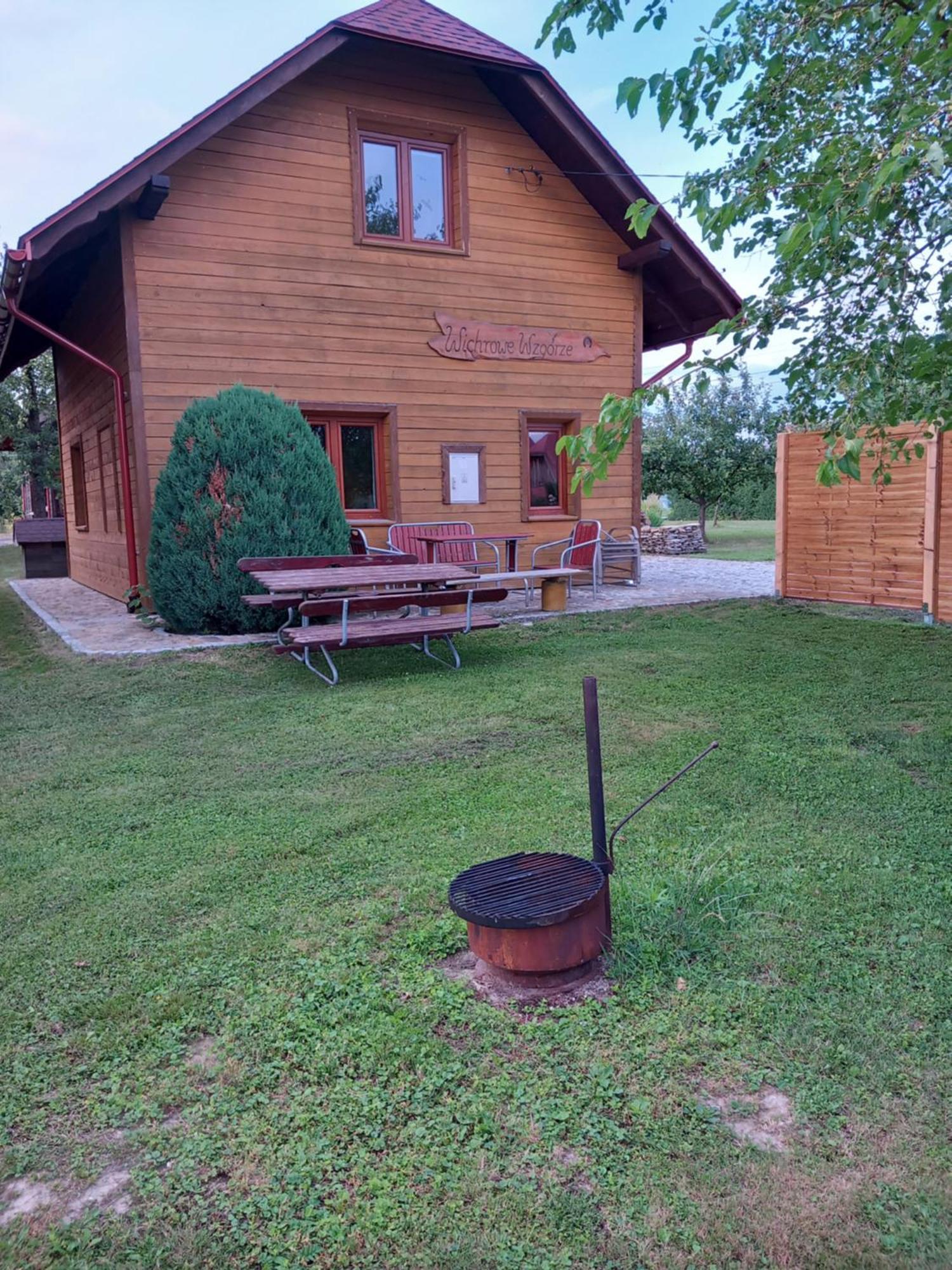 Wichrowe Wzgorze Villa Dynow Екстериор снимка